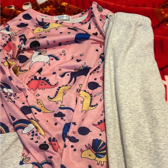 Arshiner Pink and Gray Unicorn Pajama Set - Picture 1 of 2